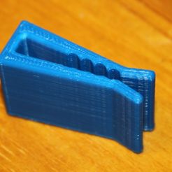 48304f38dbec599c46e62a86ed105a04_display_large.JPG Free STL file Laundry Bin Clip・Object to download and to 3D print, Pwenyrr