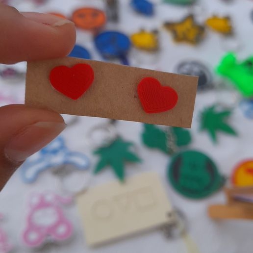 20250502_175426.jpg Aritos aretes de corazon