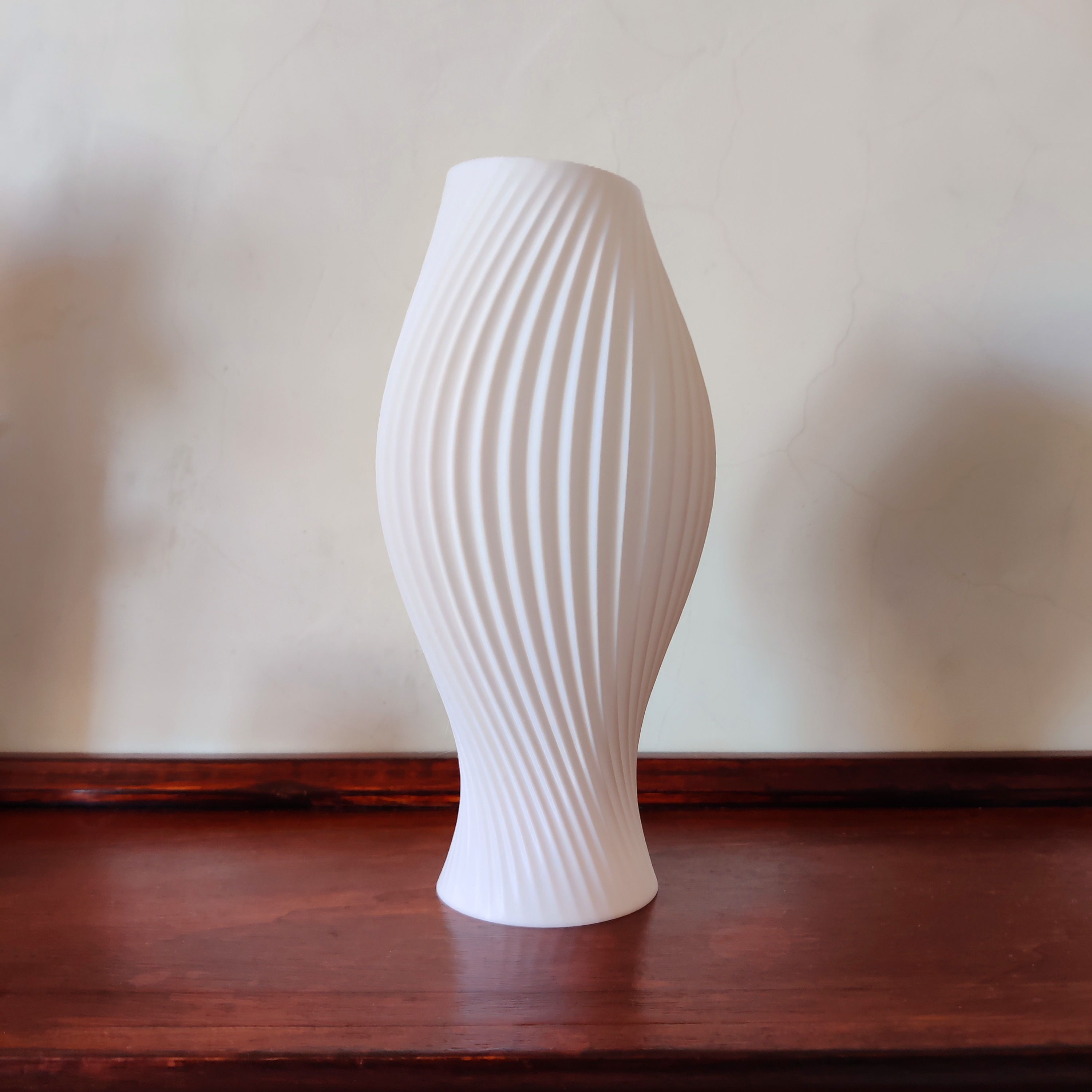 Download free STL file Spiral vase • 3D print template ・ Cults