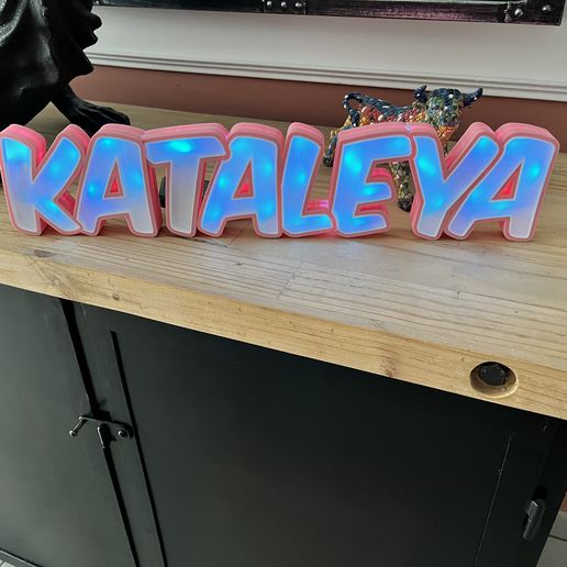 First name LED TO ASSEMBLE Kataleya