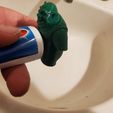 20201216_140136.jpg STL file Shrek Toothpaste Pooper Topper・Model to download and 3D print