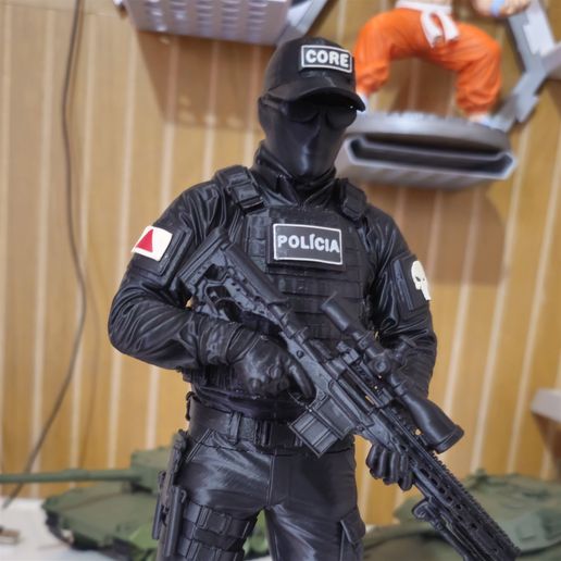 Policial de Elite Brasileiro/Brazilian Police Sniper – PCMG Tactical Operator