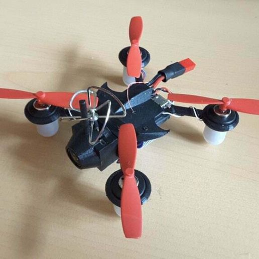 Micro FPV Quad-racer 2S 90mm polycarbonate - 3D model önizlemesi