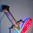 3.jpg Glowing runic dagger