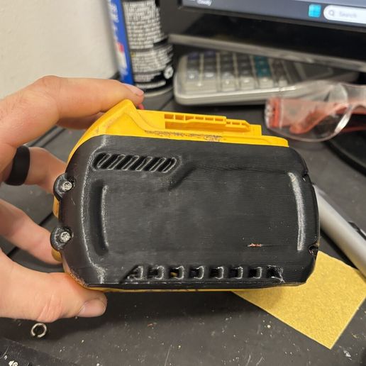 DeWalt Flex Volt USB Drive 8GB