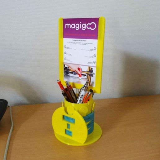 calendremo01.jpg Calendrémo pencil pot & photo stand