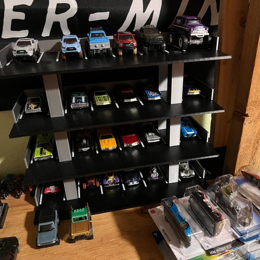 8d7f9dc8-82f4-42d0-a5d7-6551c683ca03.jpg Scale by Chris Hot Wheels Parking Garage