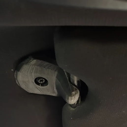 Chrysler 200 - 2011 Rearview Mirror Bracket