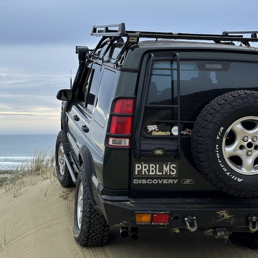 Land Rover Discovery 2 Rear Bumper Light Covers