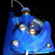 20150930_200657.jpg Other handed direct drive 1.75mm bowden extruder. Also use for cord drive of curtains.