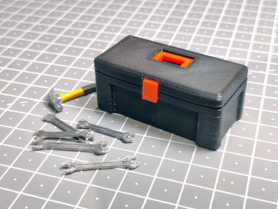 02.jpg Fichier 3D Boîte à outils à l'échelle 1/10 + marteau + clés à molette・Plan imprimable en 3D à télécharger, robroy07