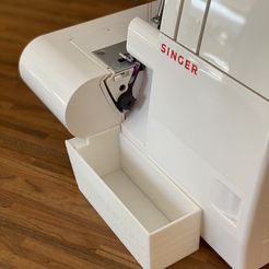 IMG_7569.jpg Archivo OBJ Bandeja Colectora Overlock Singer・Objeto imprimible en 3D para descargar
