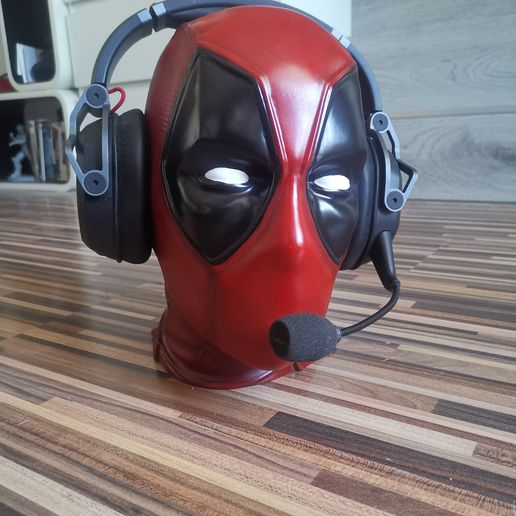 IMG_20220416_151213.jpg Deadpool Headphone