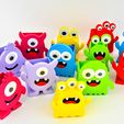 DSC_0068.jpg Free STL file Pen Box - Monster C・Object to download and to 3D print