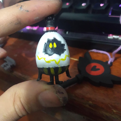 Hôtel Hazbin, Egg Bois / porte-clés