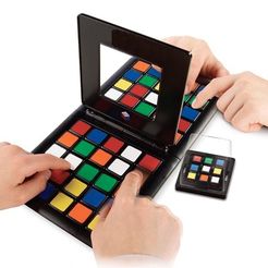 rubiks-race-juego-ingenio-00.jpg Playful game, cube with colored tiles