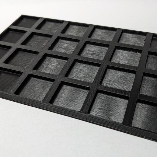 PXL_20231215_153927106.jpg COLLECTION: Extended Regiment Bases to use your 20mm based minis for the Older World new 25mm base size / Optional Magnets