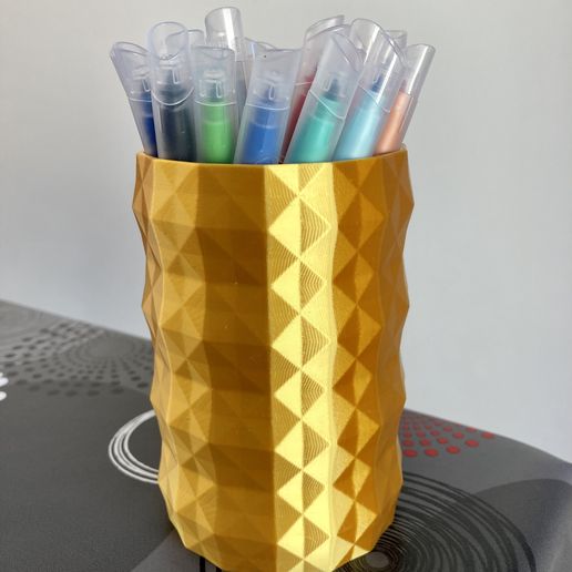 IMG_E0022.jpg PEN OF PENCIL