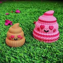 poop_love_crochet_container_03.jpg Poop Love - Valentine's Day multicolor knitted container - Not needed supports