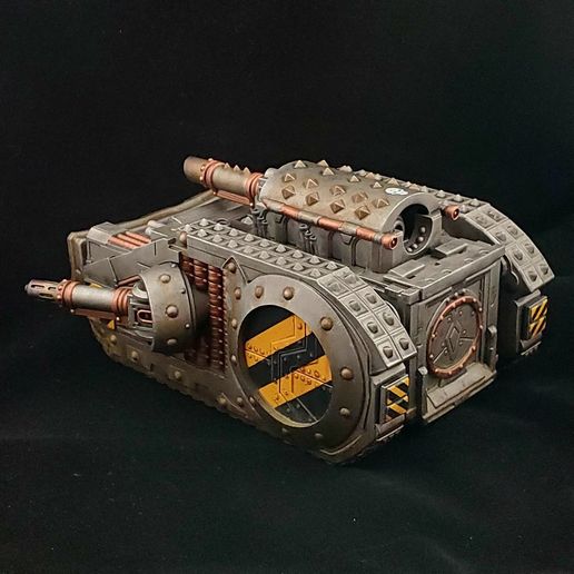 Banebomber-tank-Zachary-Petriw-3.jpg Banebomber (tank)