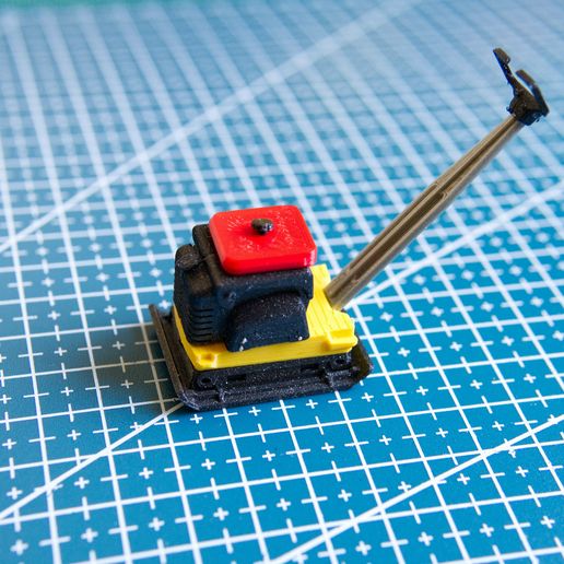 DCS02494.jpg Vibration desk 1/14 scale model