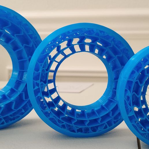 STL file 2.2" Tire Insert (Foam) for RC Scale Crawler・3D printing idea