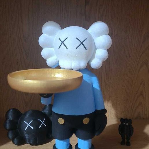 WhatsApp-Image-2024-02-27-at-16.14.25.jpeg Kaws Tray Holder