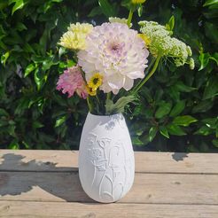 BigVase.jpg Flower vase