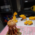 image.png 虫族尖塔（现在没有倒置法线）