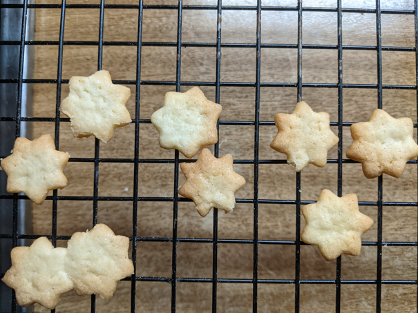 baking.png Archivo STL gratis Cookie Cutter Little Stars (7 Dientes) (2x3)・Objeto imprimible en 3D para descargar, Wilko