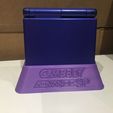 IMG_4449.jpeg Fichier STL gratuit Gameboy Advance SP Stand・Plan à télécharger et à imprimer en 3D