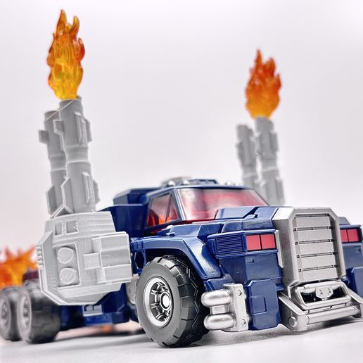 IMG_7440.jpg Transformers SDCC Armada Nemesis Prime Smokestack Guns