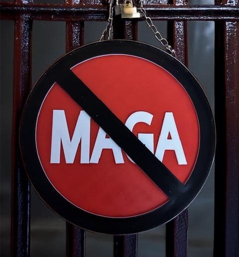 IMG_2930-copy.jpg No MAGA Box and Coaster