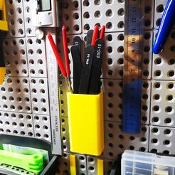 2021-09-15_09.23.21.jpg Tools or pencils holder for Keter Pegboard