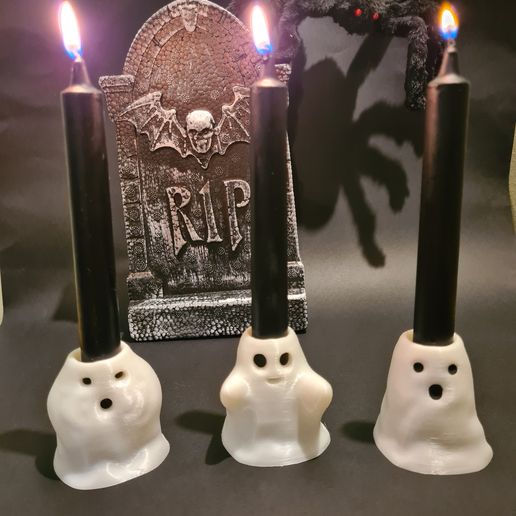 20241007_215845.jpg Suporte de velas LED fantasma