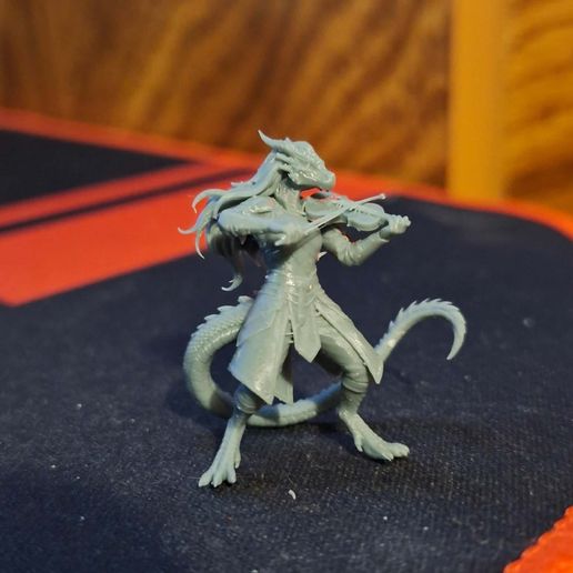 Female Dragonborn Violin Bard | Fantasy Miniature