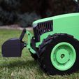 IMG_7554.jpg RC Tractor model 2