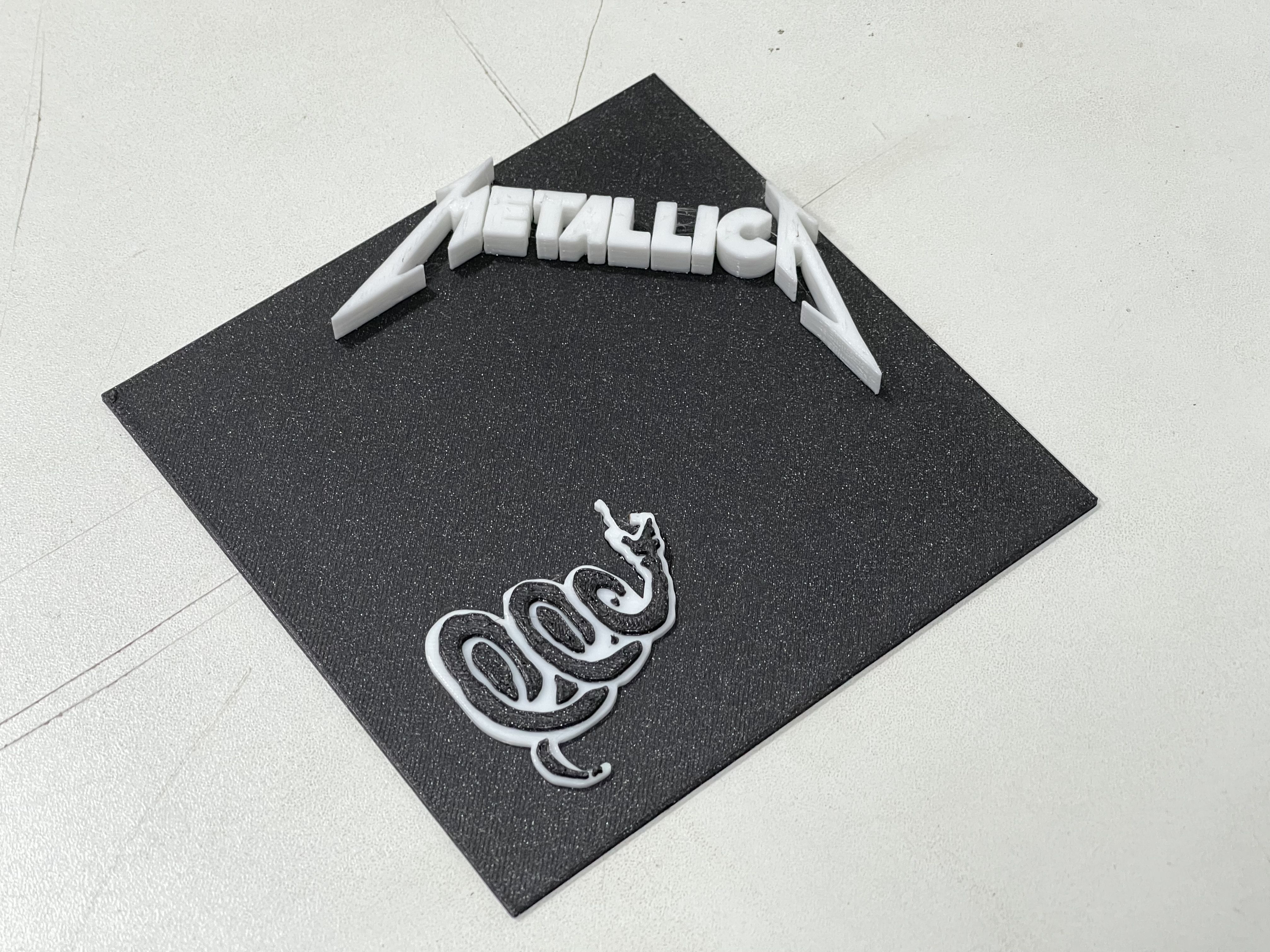 Fichier STL Metallica Black Album 3D・Design imprimable en 3D à ...