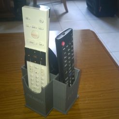 WP_20170808_13_20_01_Pro.jpg Free STL file Range telecomandes・3D printing model to download