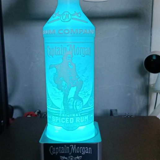 🔦 captain morgan rum lithophanie lamp・ STL File for ・Cults