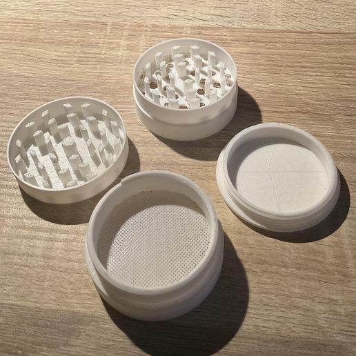 3-stage grinder 3D model