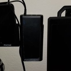 20200322_235958.jpg Anker PowerCore 26800 wall mount