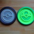 Pokeball3.jpg STL-Datei Pokemon Pokeball Coasters kostenlos・3D-druckbares Design zum herunterladen