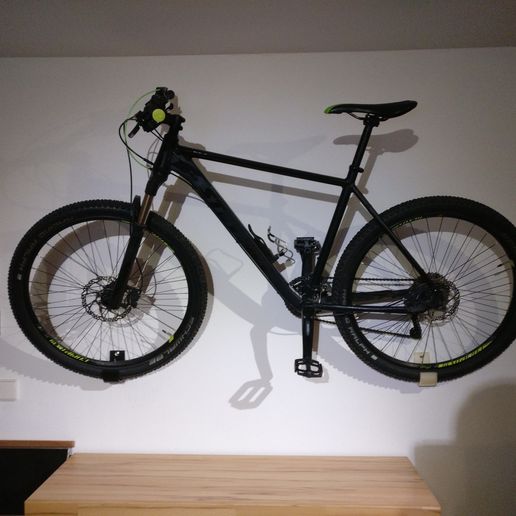 2017-10-03 17.50.32.jpg mountain bike wall mount