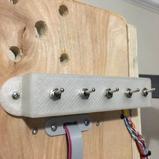 🔌 5 Way Mini Toggle Switch Panel・Free 3D File for ・Cults