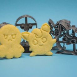 rom3i.jpg Pokemon and Octoplush cookie cutters!
