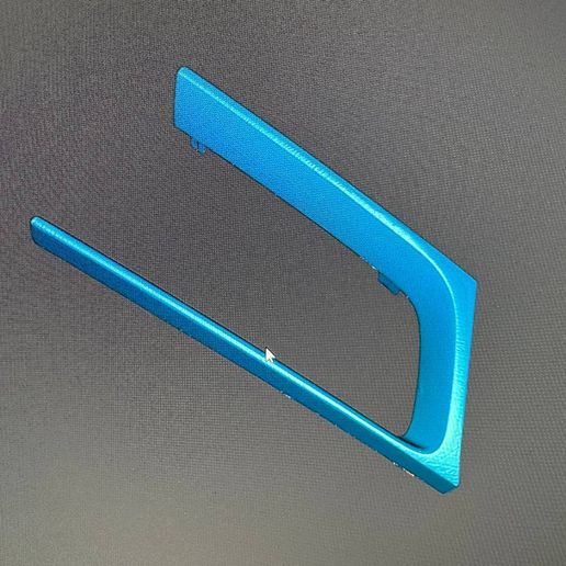 Subaru Impreza 2 grille