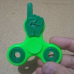 ManoSpin1.jpg Fichier STL gratuit Accessoire pour le jeu de roulette à la main Fidget Spinner・Design pour imprimante 3D à télécharger