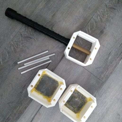 5.jpg Thor Hammer Mjolnir (4 kg)