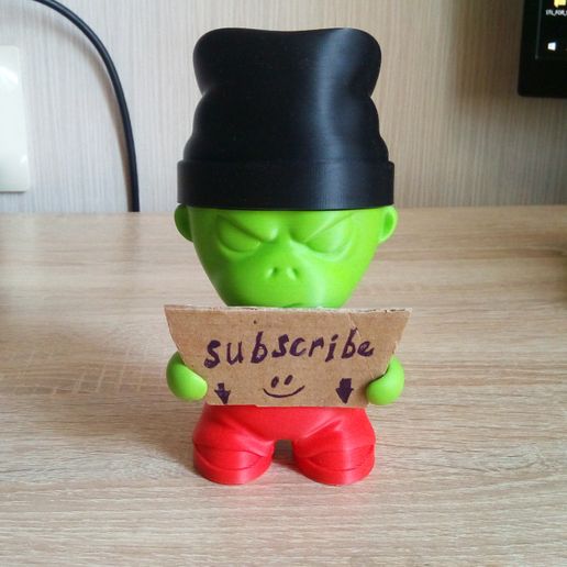 Pen Holder